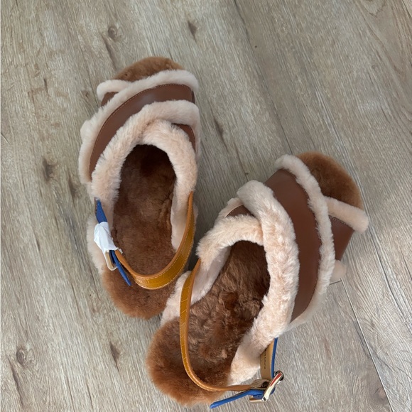 4CCCCEES leather pila puffy feeled lined sandals - Picture 4 of 9